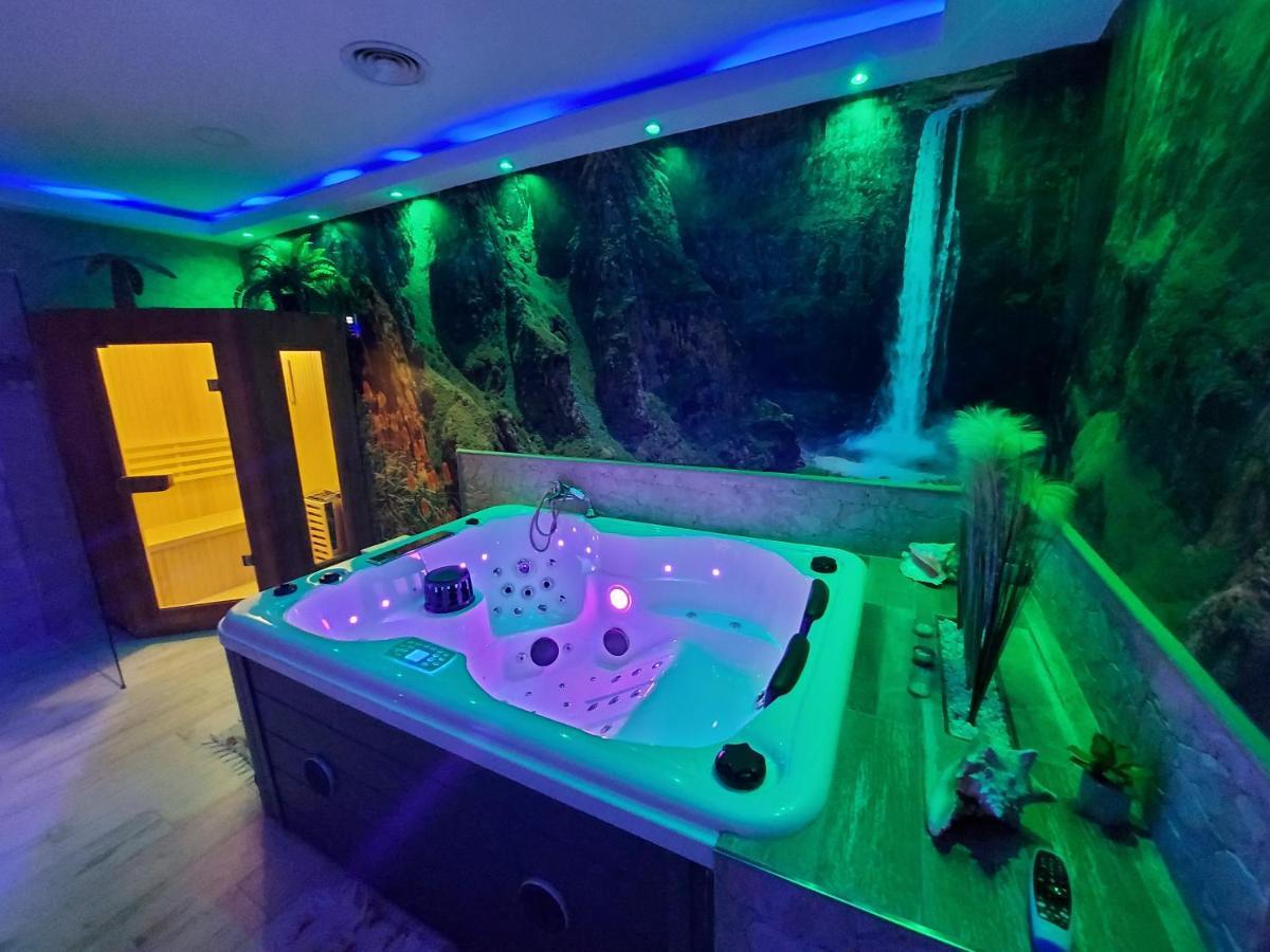Apartamento Estrella Sauna Spa Jacuzzi ألاما ذي أراغون المظهر الخارجي الصورة