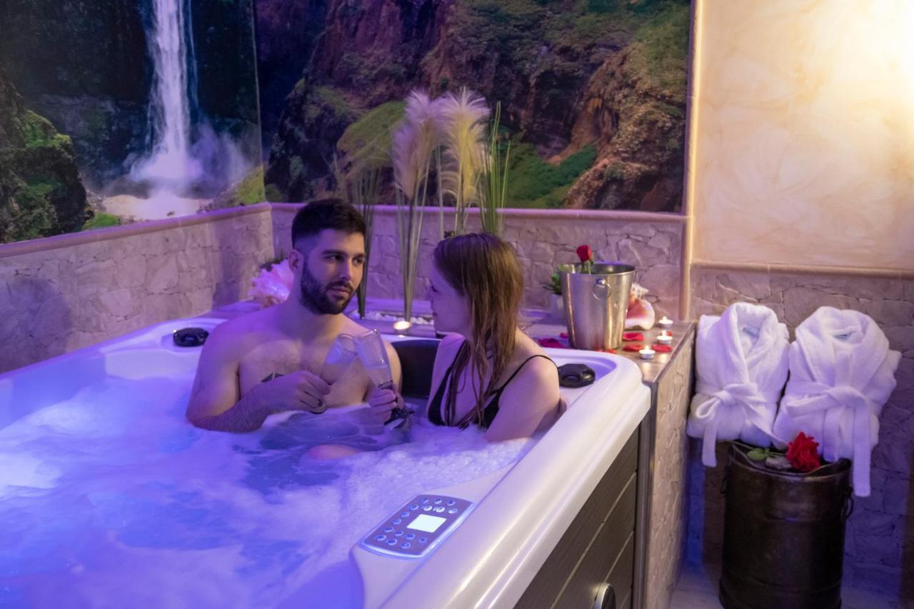Apartamento Estrella Sauna Spa Jacuzzi ألاما ذي أراغون المظهر الخارجي الصورة